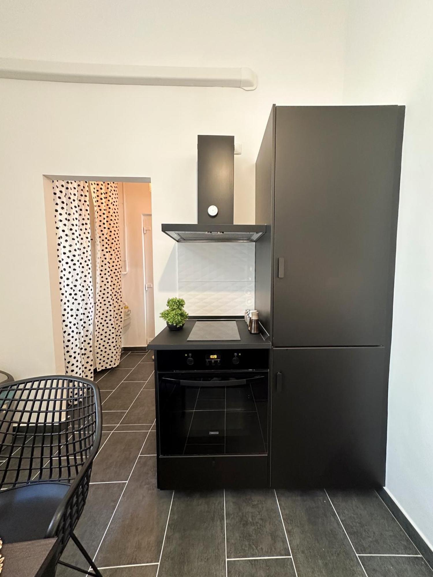 R&R Central Apartment Budapeszt Zewnętrze zdjęcie